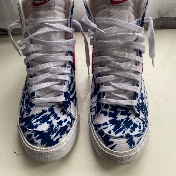 2020 NIKE BLAZER MID ‘77 VINTAGE “BLUE TIE-DYE”SIZE 9 - Picture 3 of 11